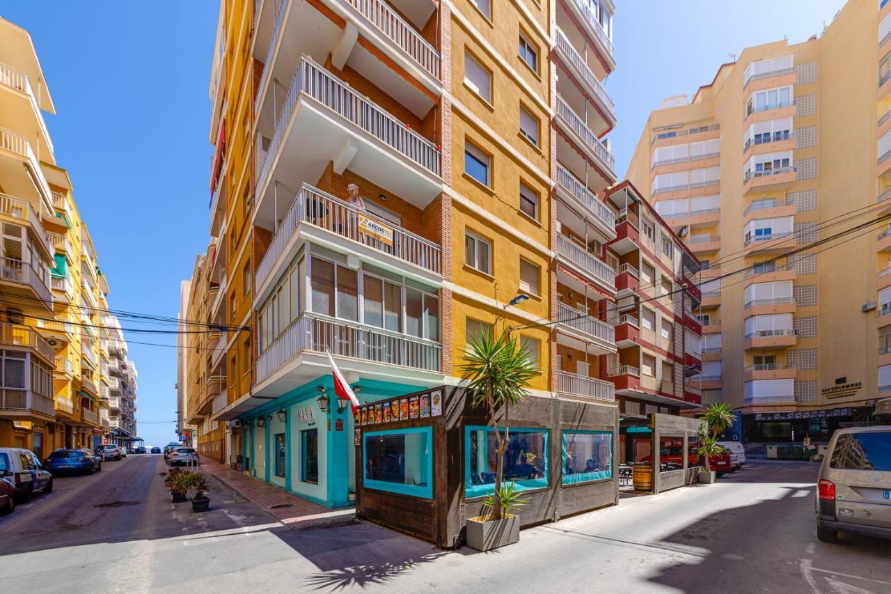 Bergantin Sea View Apartment Торевиеха Екстериор снимка