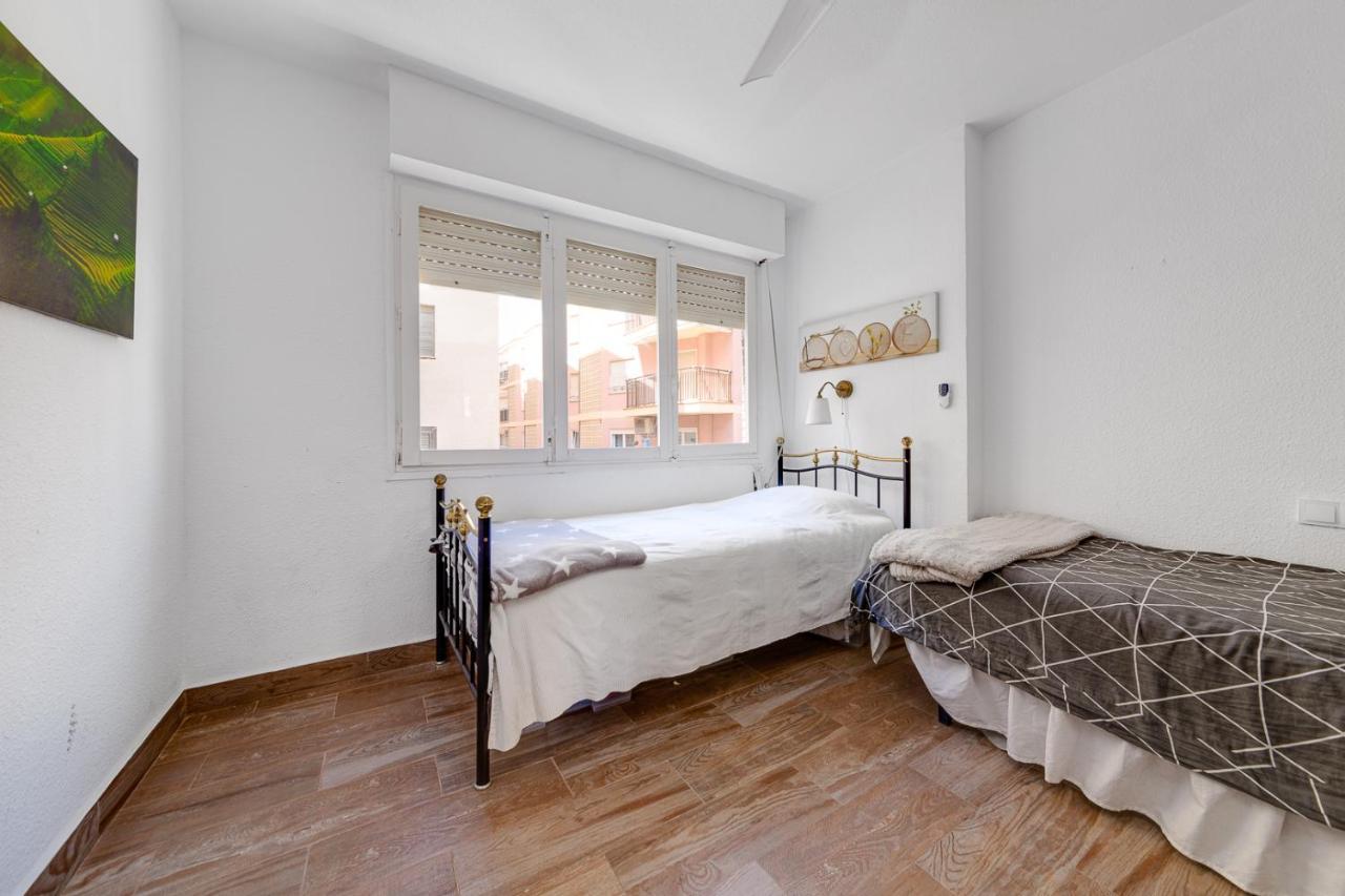 Bergantin Sea View Apartment Торевиеха Екстериор снимка